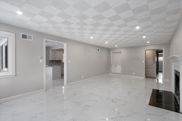 Property Photo:  1217 North Ave  WI 53083 