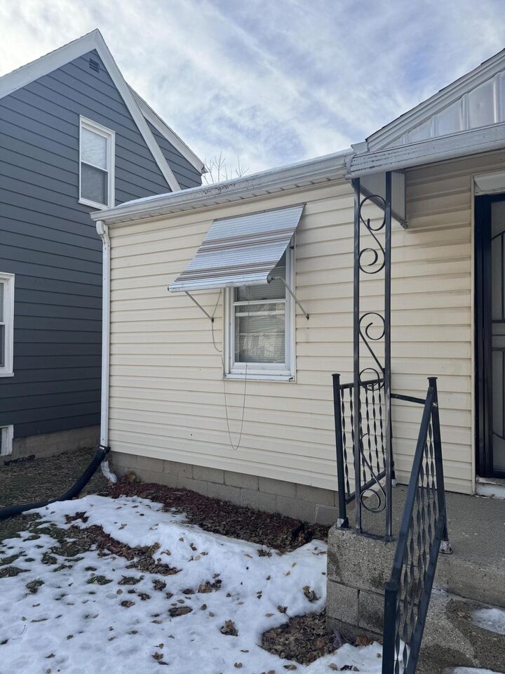 Property Photo:  4877 N 40th St  WI 53209 