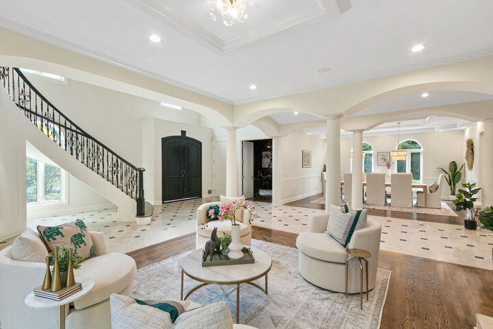 Property Photo:  1015 Sheridan Road  IL 60093 