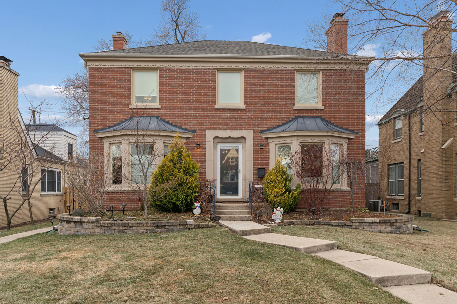 Property Photo:  1221 N East Avenue  IL 60302 