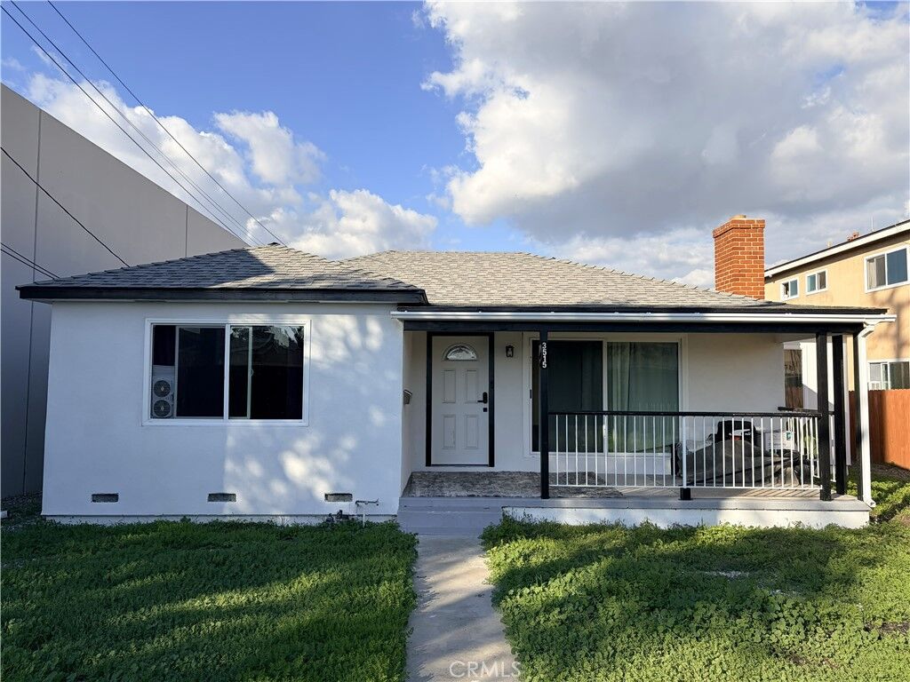 Property Photo:  3515 W Commonwealth Avenue  CA 92833 