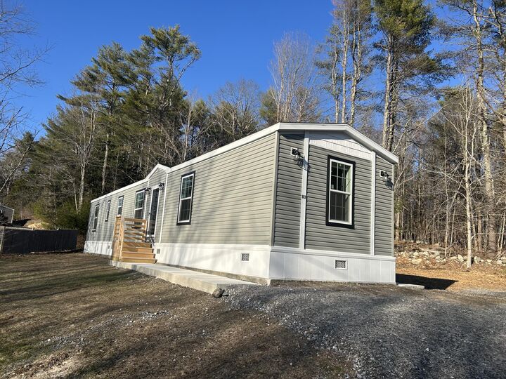 Property Photo:  83 Bowdoin Pines Road #83  ME 04287 