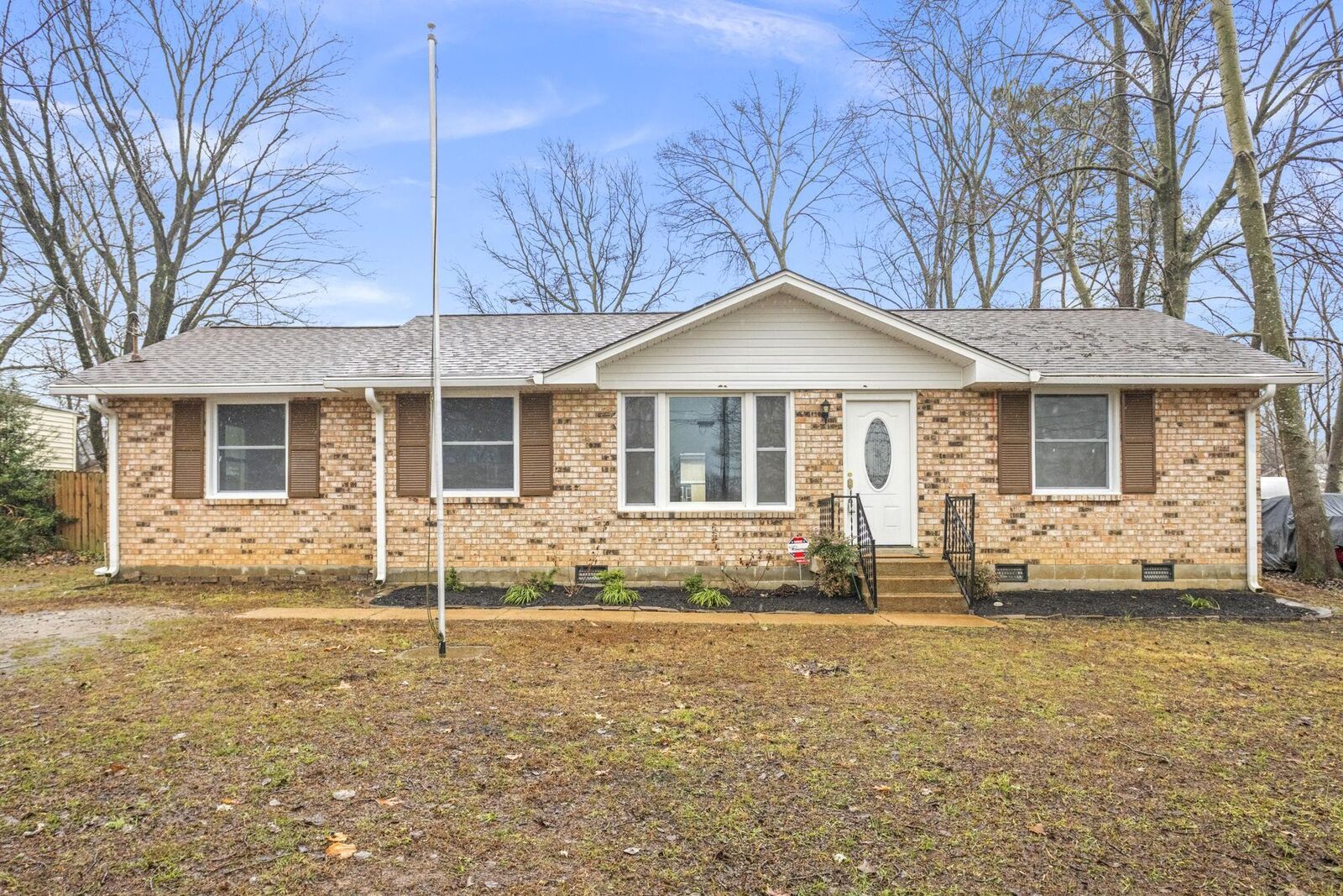 Property Photo:  4853 Everest Dr  TN 37138 