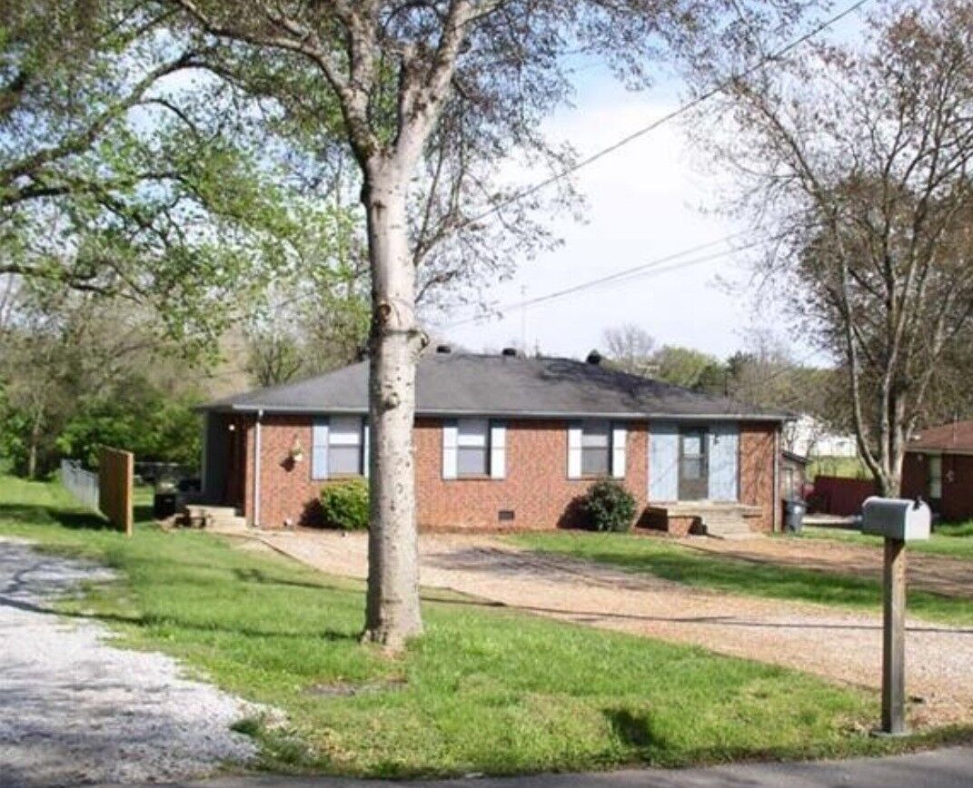 Property Photo:  920 Idlewild Dr A  TN 37115 