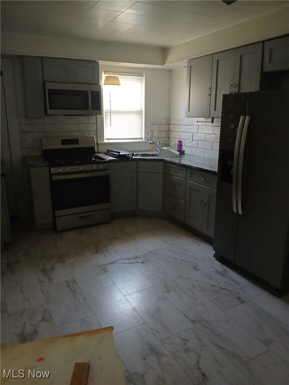 Property Photo: 3520 E 140th Street OH 44120