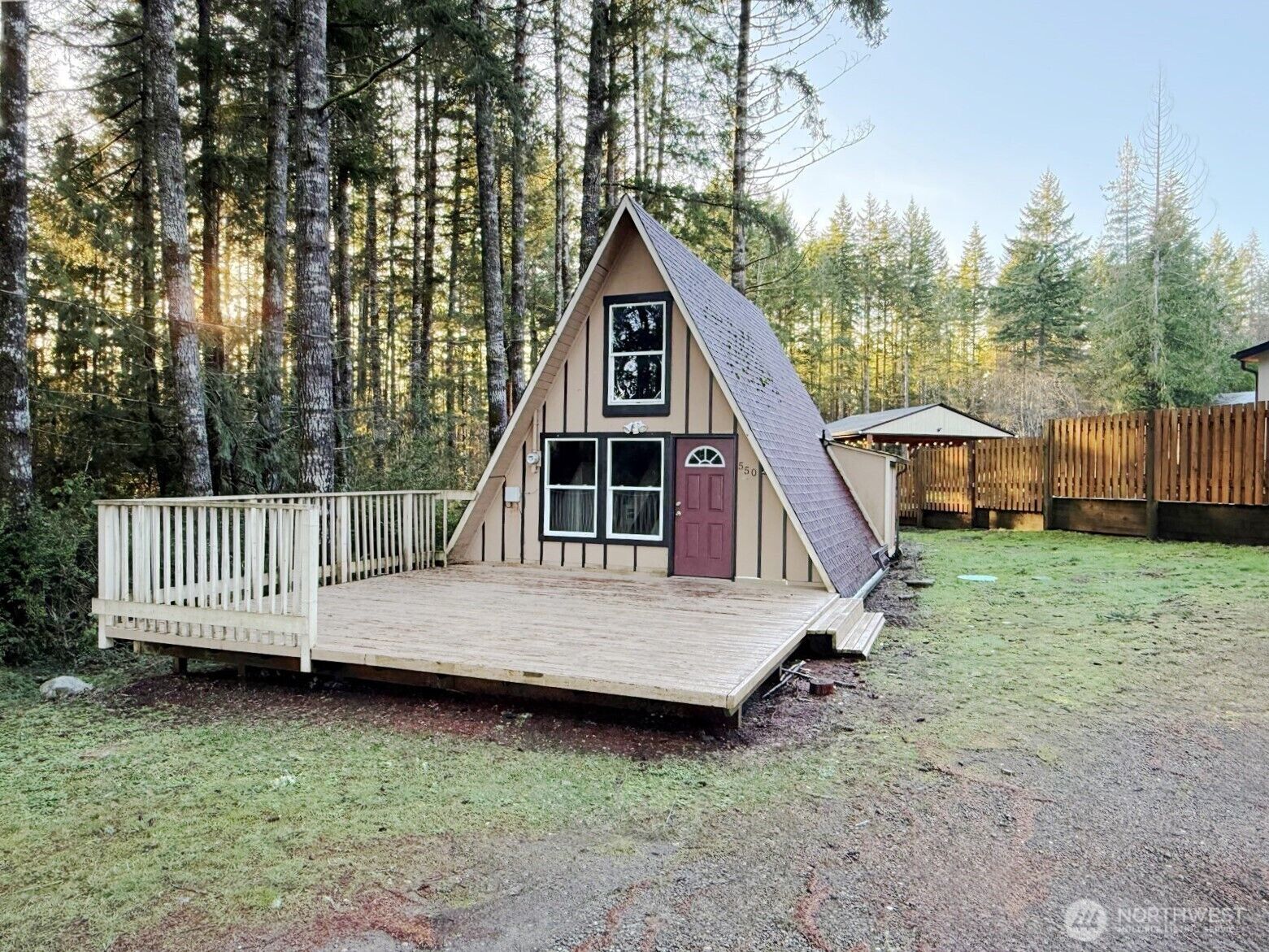Property Photo:  550 E Trails End Drive  WA 98528 