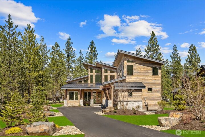 Property Photo:  391  Southern Star Lane  WA 98922 