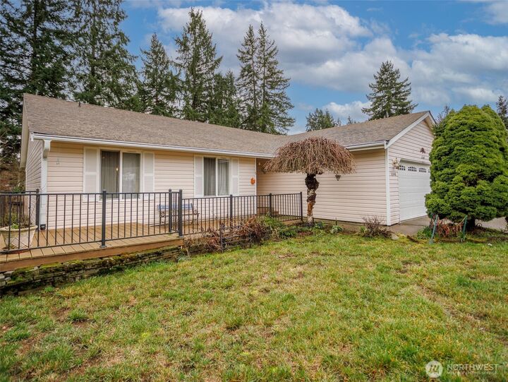 Property Photo:  16348  84th Court SE  WA 98597 