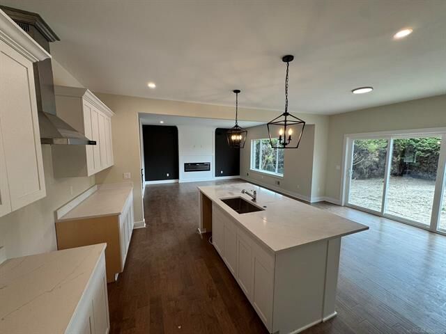 Property Photo:  37183 Curwood Drive  MI 48310 