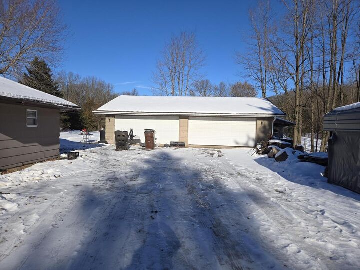 Property Photo:  464 Fawn Court  WI 53952 