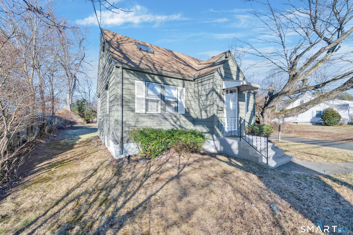 Property Photo:  110 Goodwin Street  CT 06108 