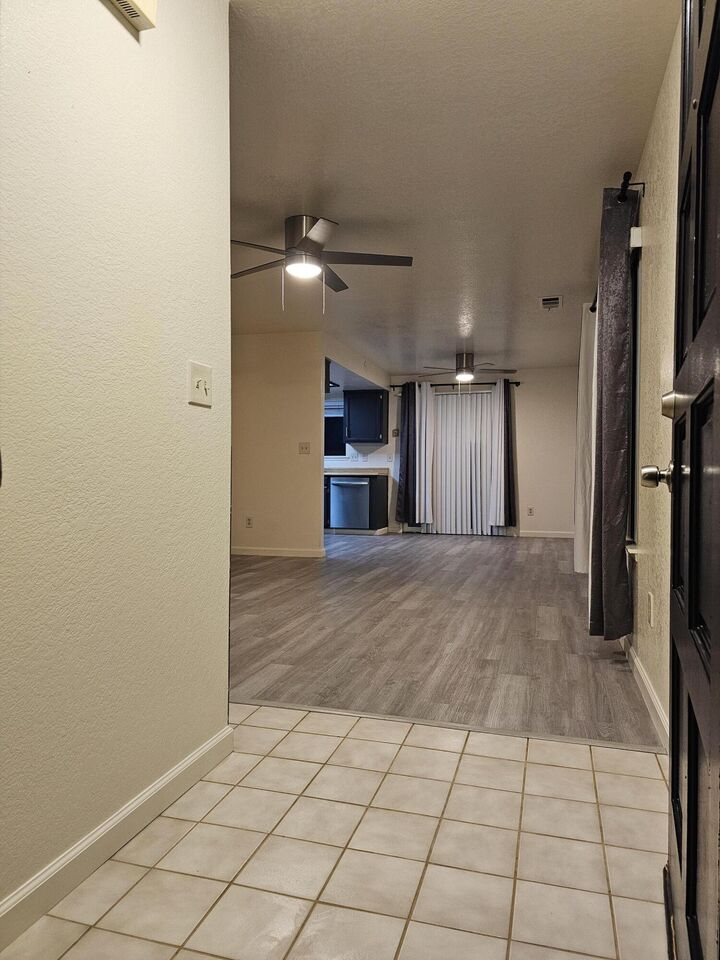 Property Photo: 2344 W Packwood Drive CA 93277