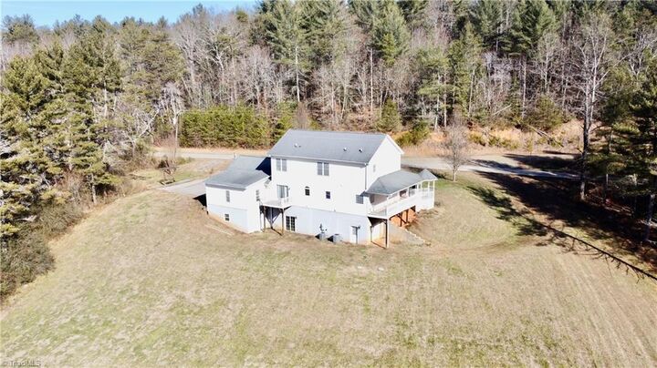 Property Photo:  1114 Red Top Road  NC 28697 