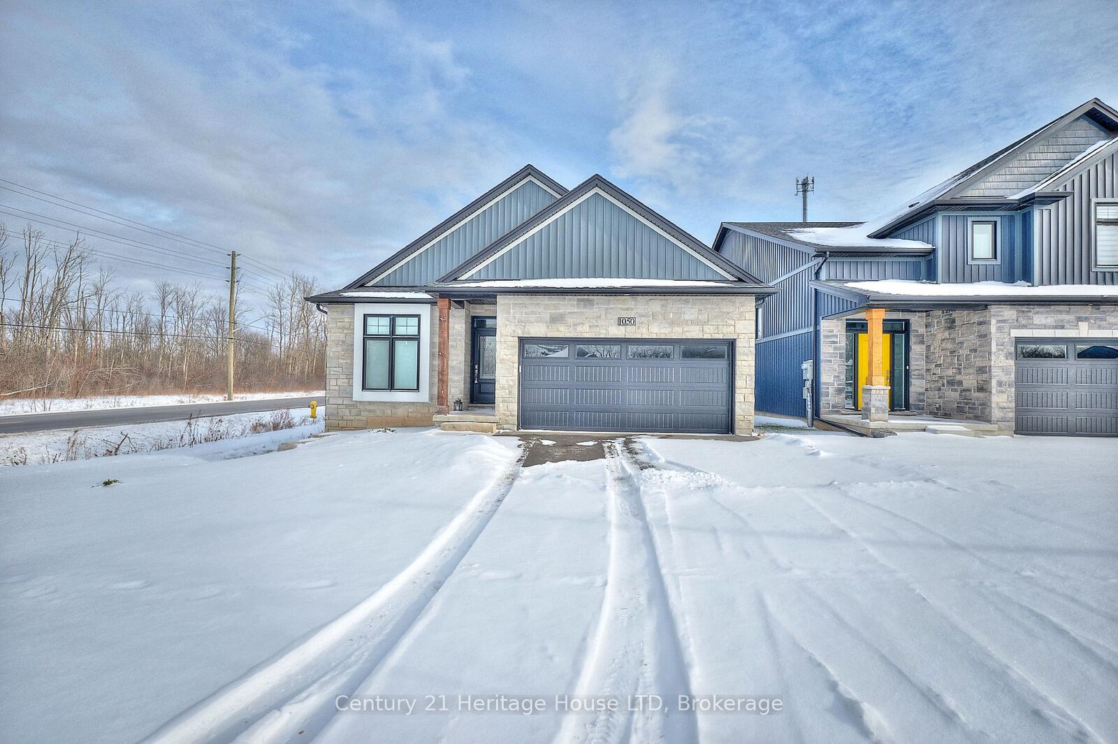 Property Photo:  1050 Kettle Court  ON L2A 0E7 