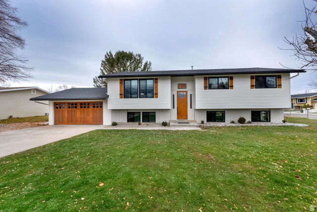 Property Photo:  1319 N 725 W  UT 84057 