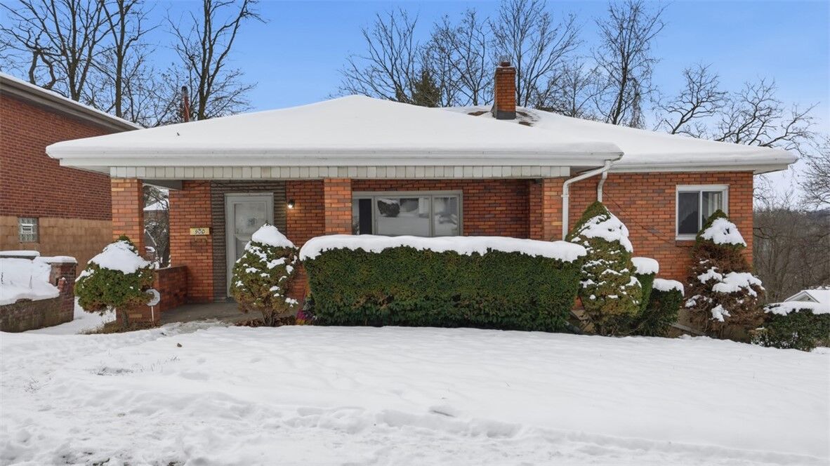 Property Photo:  900 McCleary St  PA 15132 