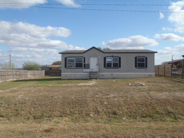 Property Photo:  964 Railyard Drive  TX 78640 