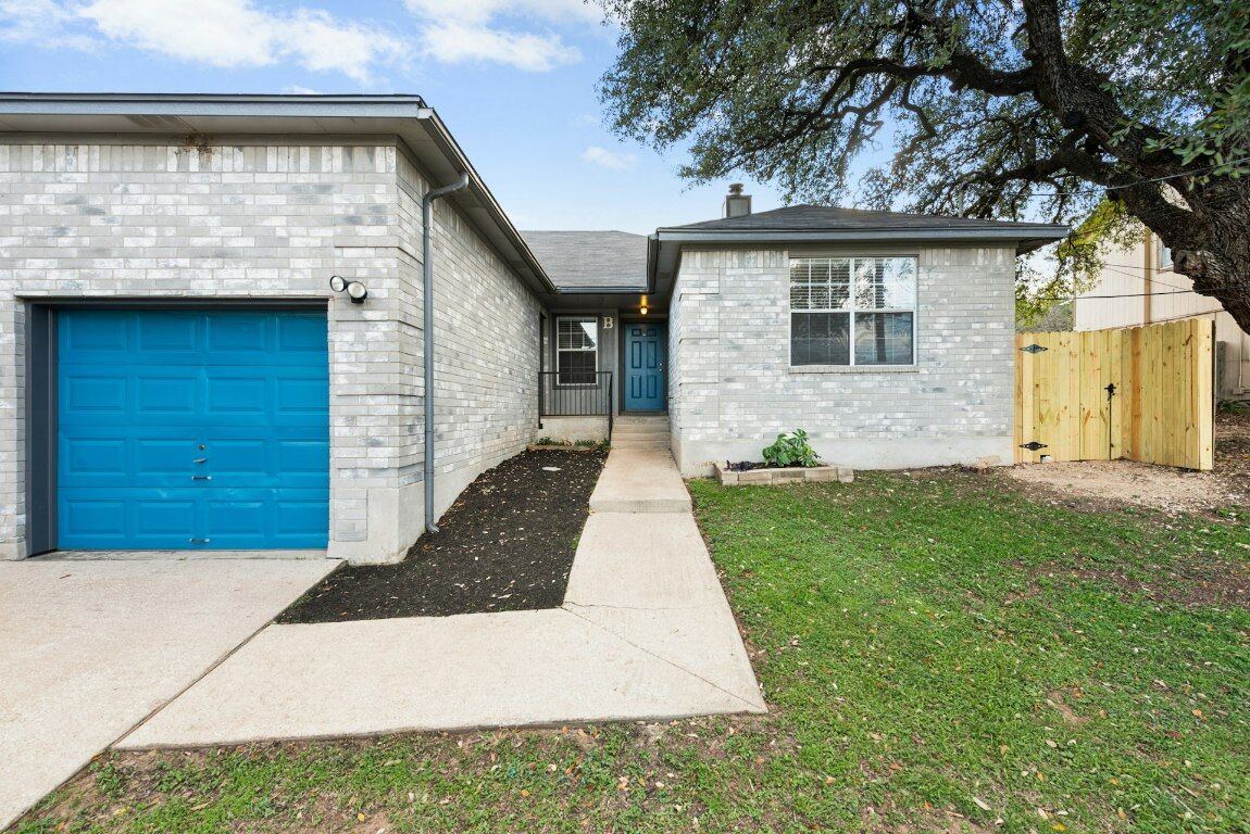 Property Photo:  7209 Oak Meadow Drive B  TX 78736 