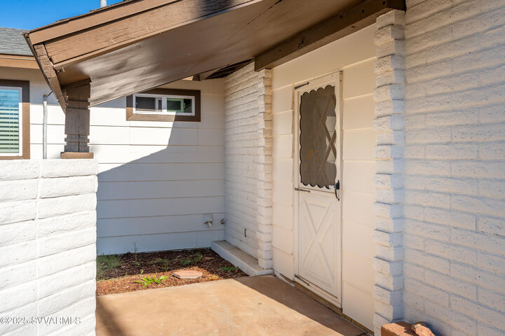 Property Photo:  502 E Elm Street  AZ 86326 