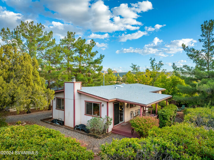 Property Photo: 2015 Maxwell House Drive AZ 86336