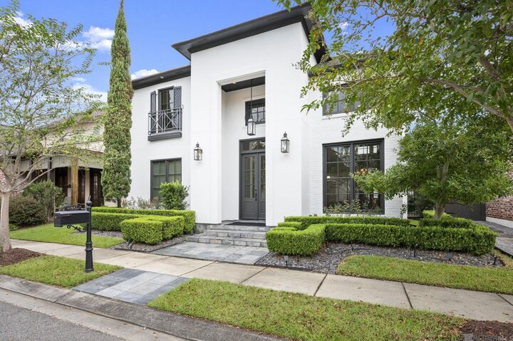 Property Photo:  11441 Old Well Dr  LA 70810 