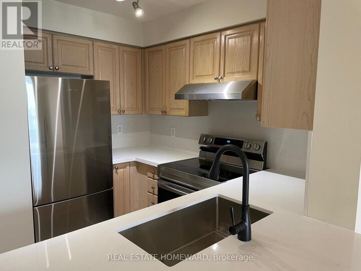 Property Photo:  61 Town Centre Court 2307  ON M1P 5C5 