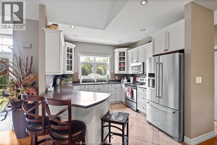 Photo de la propriété:  507 Ladale Lane  ON N0P 2P0 