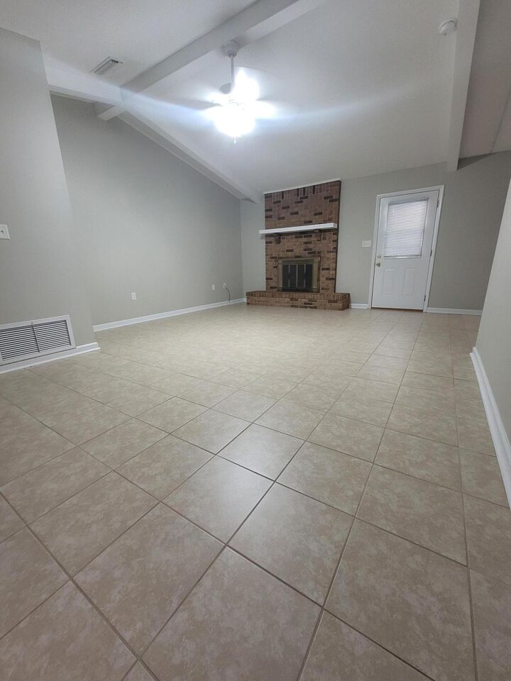 Property Photo:  5496 Monterrey Road  FL 32539 