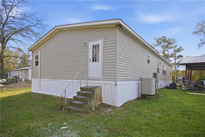 Property Photo:  252 Shell Quarters Road  LA 70648 