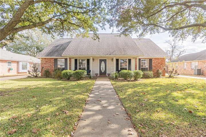 Property Photo:  5225 Fairview Avenue  LA 71303 