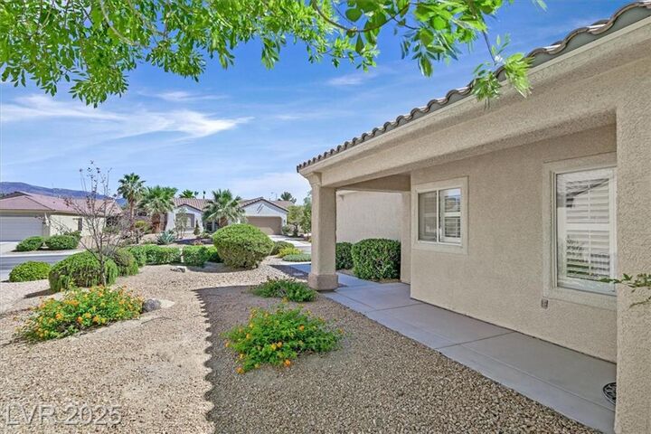 Property Photo:  2548 Leighton Avenue  NV 89052 