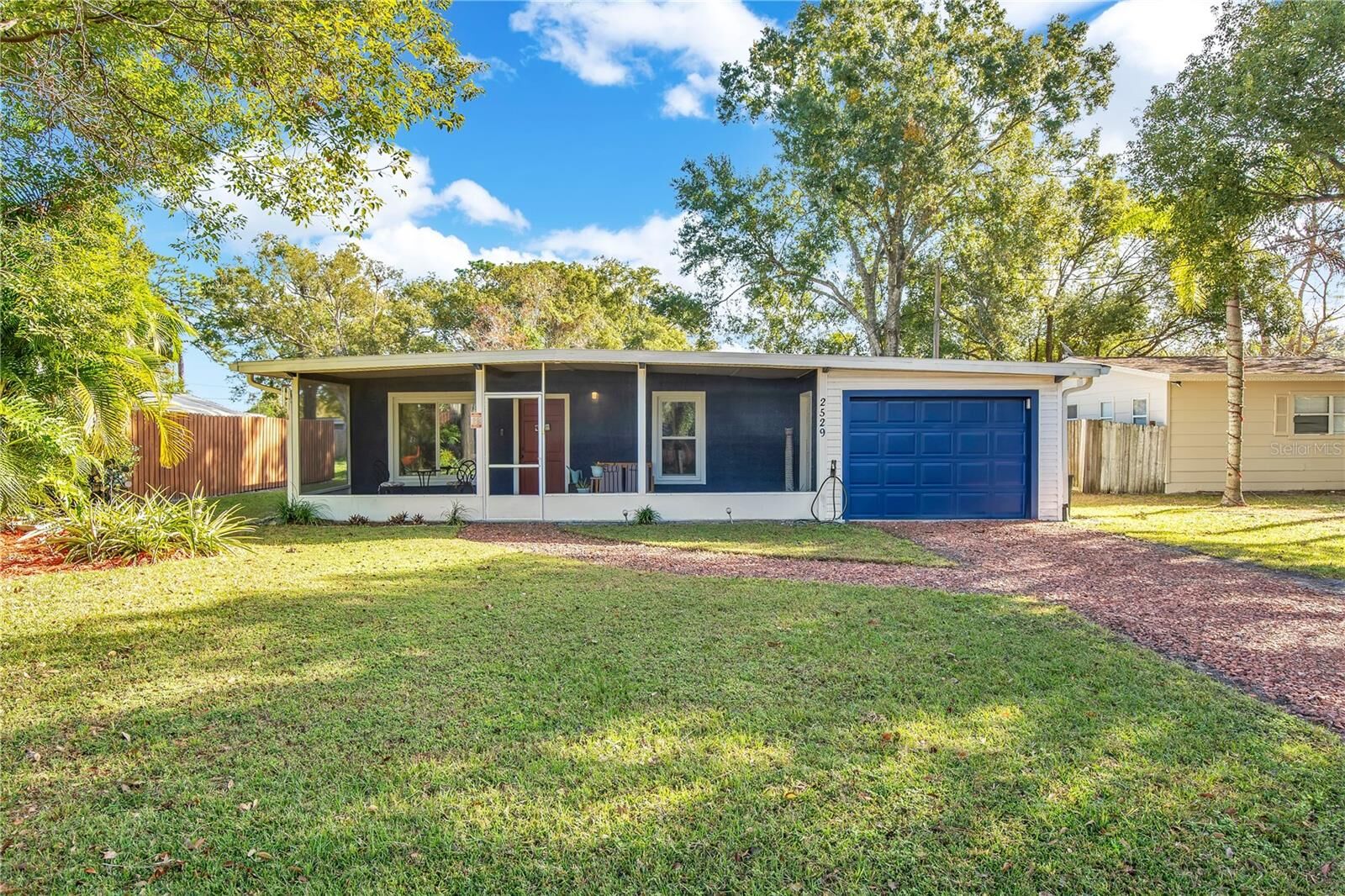 Property Photo:  2529 El Portal Avenue  FL 32773 