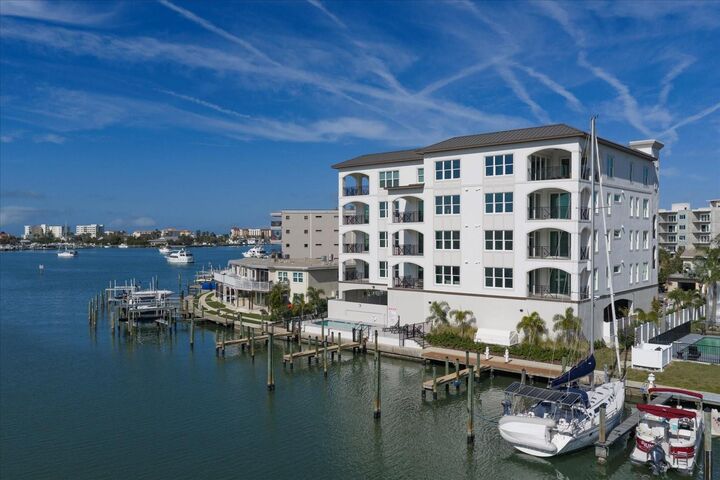 Property Photo:  211 Dolphin Point 301  FL 33767 