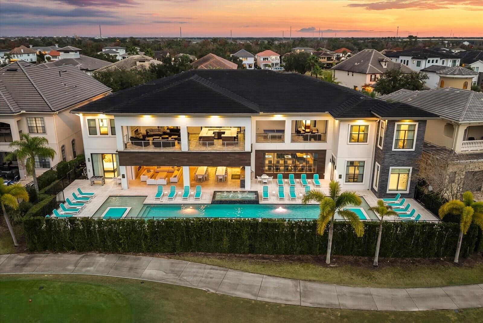 Property Photo: 350 Muirfield Loop FL 34747