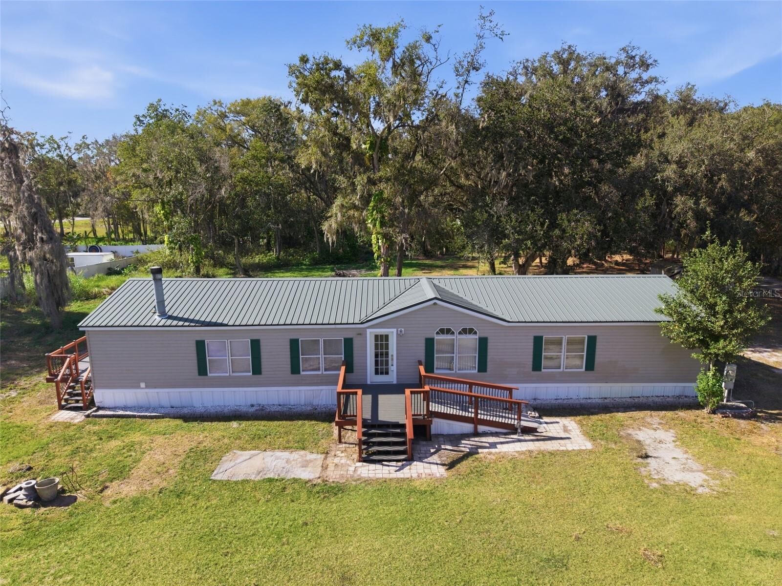 Property Photo:  4912 Miley Road  FL 33565 