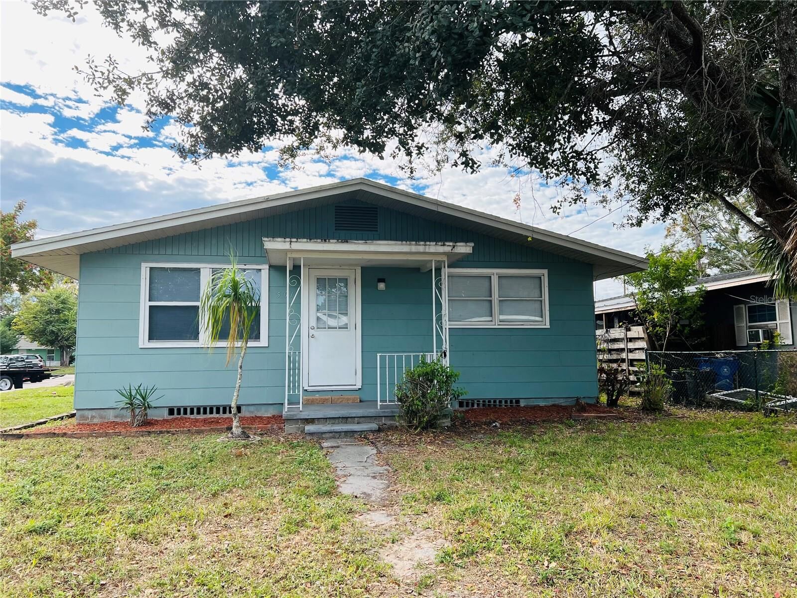 Property Photo: 501 25th Avenue W FL 34205