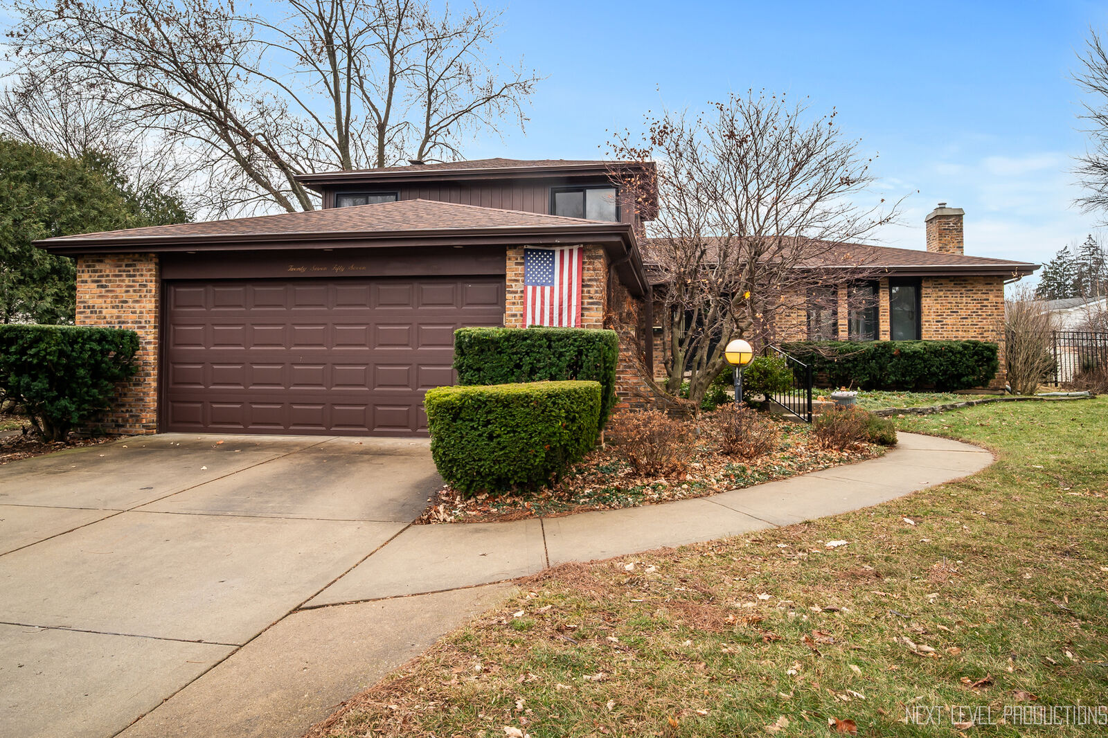 Property Photo:  2757 Karen Lane  IL 60025 