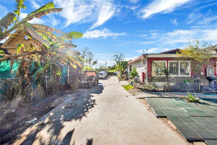 Property Photo:  691 Lincoln Avenue  CA 91103 