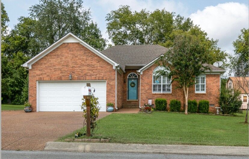 Property Photo:  2960 Augusta Trace Dr  TN 37174 