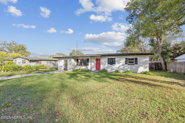 Property Photo:  2039 Sunrise Drive  FL 32246 