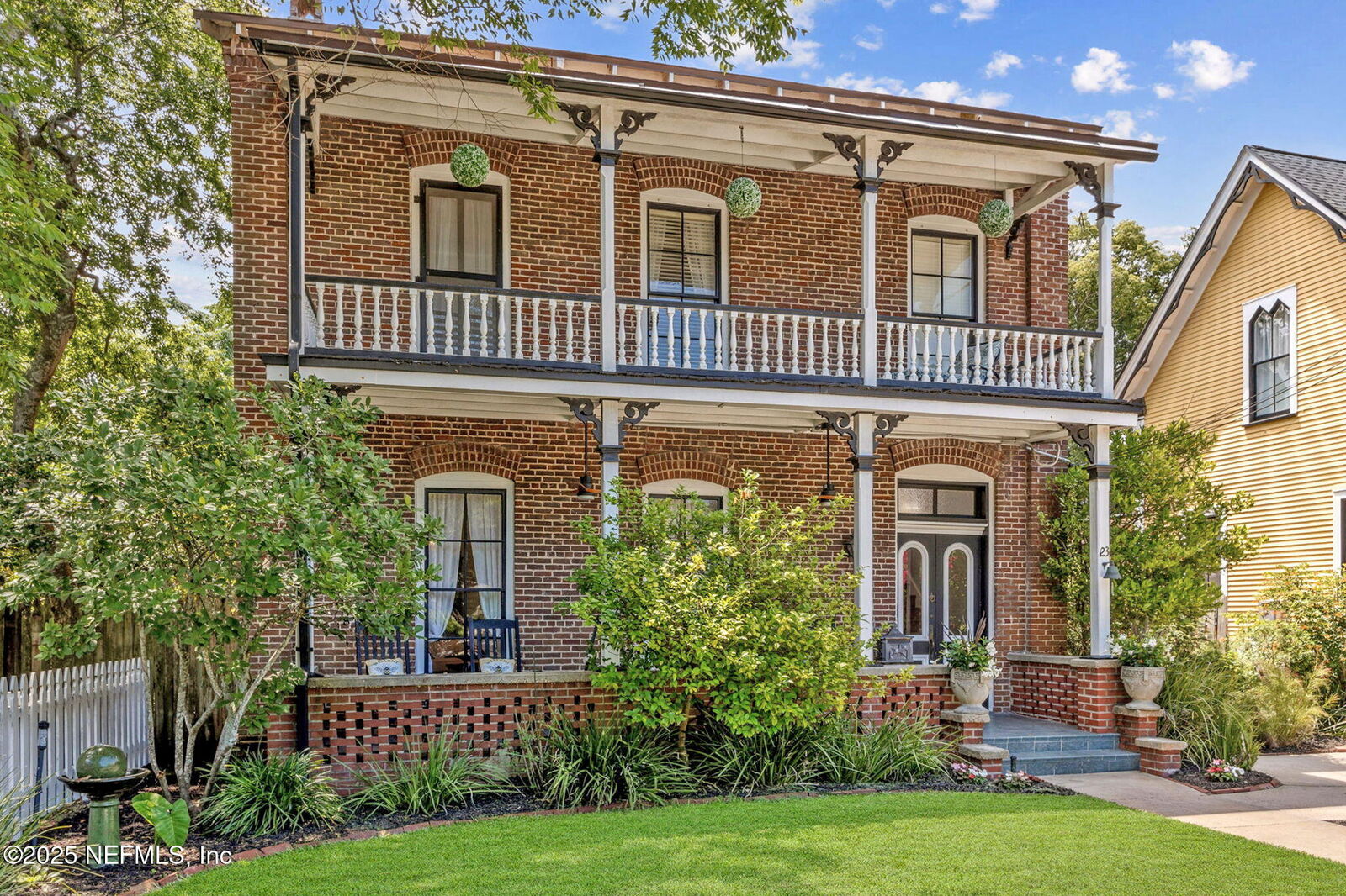 Property Photo: 23 S 7th Street FL 32034