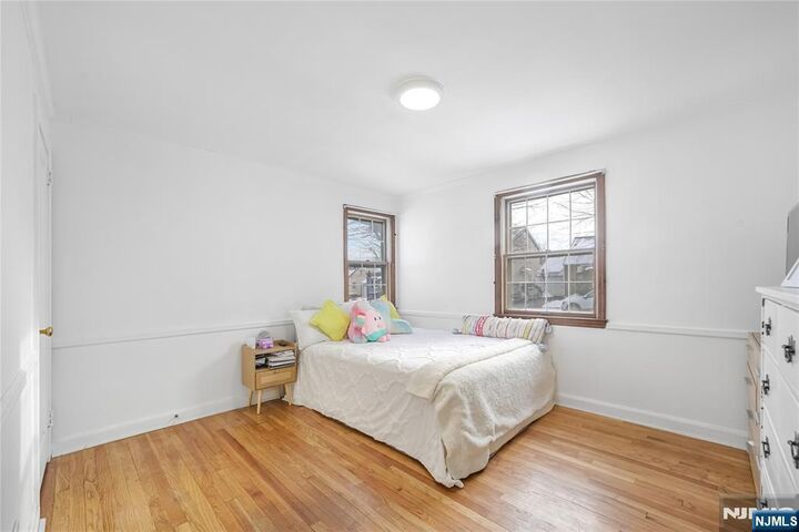 Property Photo:  38 Sherwood Street  NJ 07013 