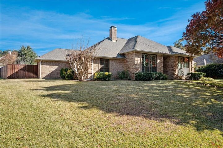 Property Photo: 4409 Bentley Drive TX 75093