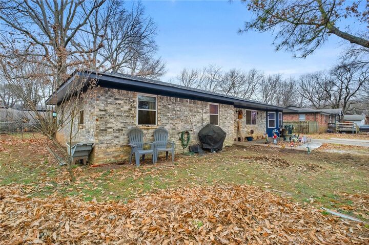 Property Photo:  199 Ruth  AR 72730 