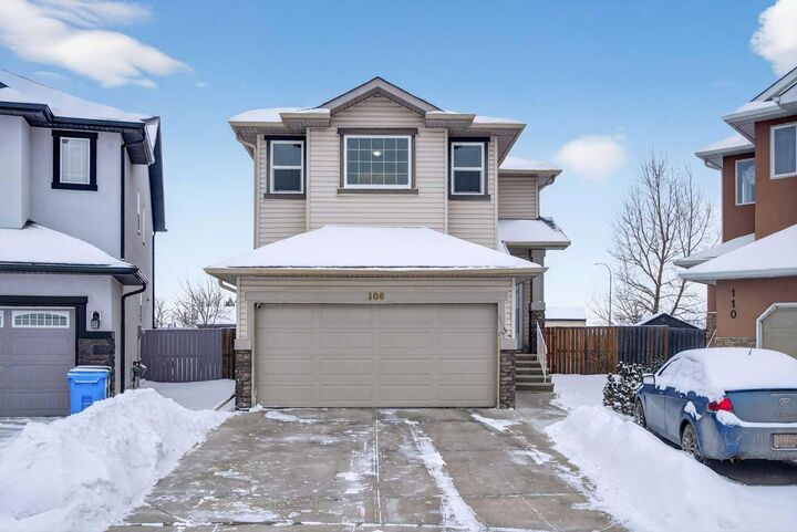Property Photo:  106 Saddlecrest Crescent NE  AB T3J 0C5 