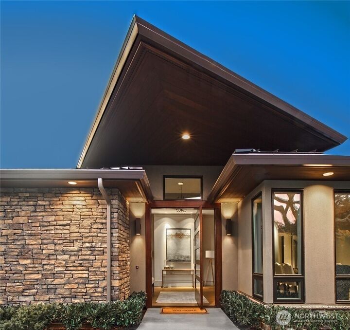 Property Photo:  9026 NE 19th Street  WA 98004 