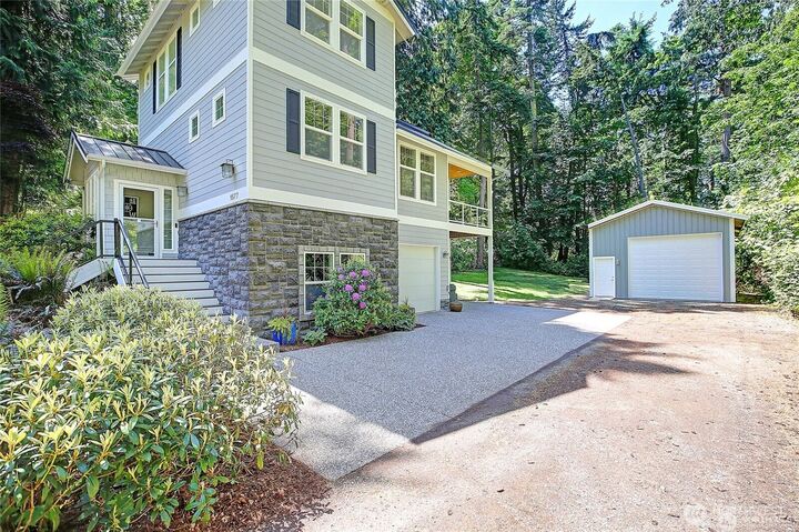 Property Photo: 1577 Arrowhead Beach Road WA 98282