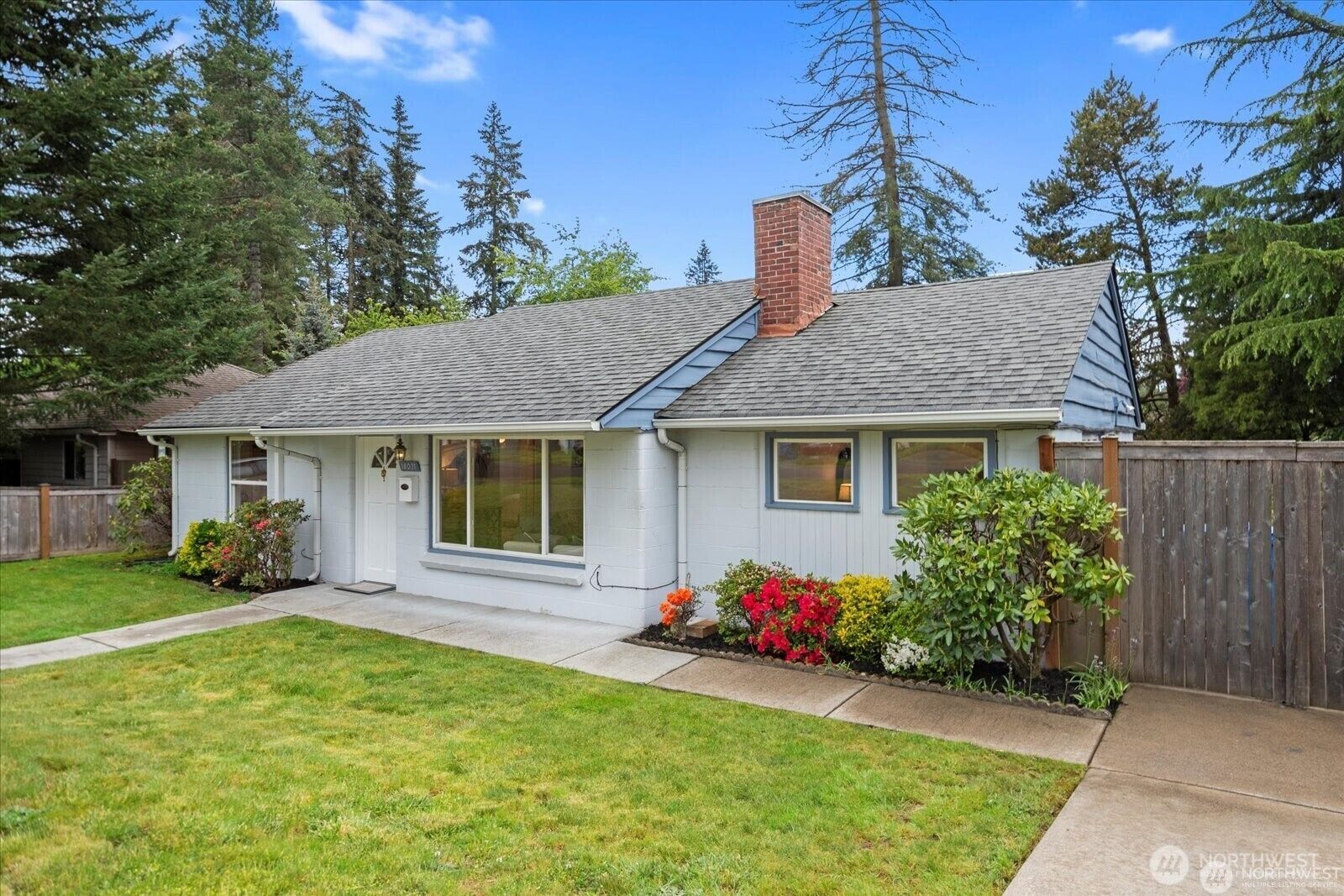 Property Photo:  18031  9th Avenue NE  WA 98155 