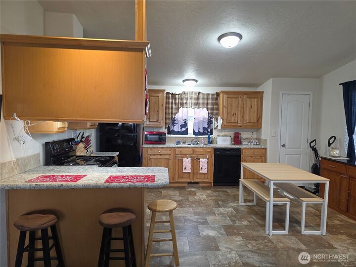 Property Photo:  51103  Lawson Street  OR 97862 