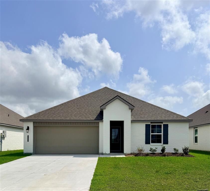 Property Photo: 333 Sawyer Drive LA 70665